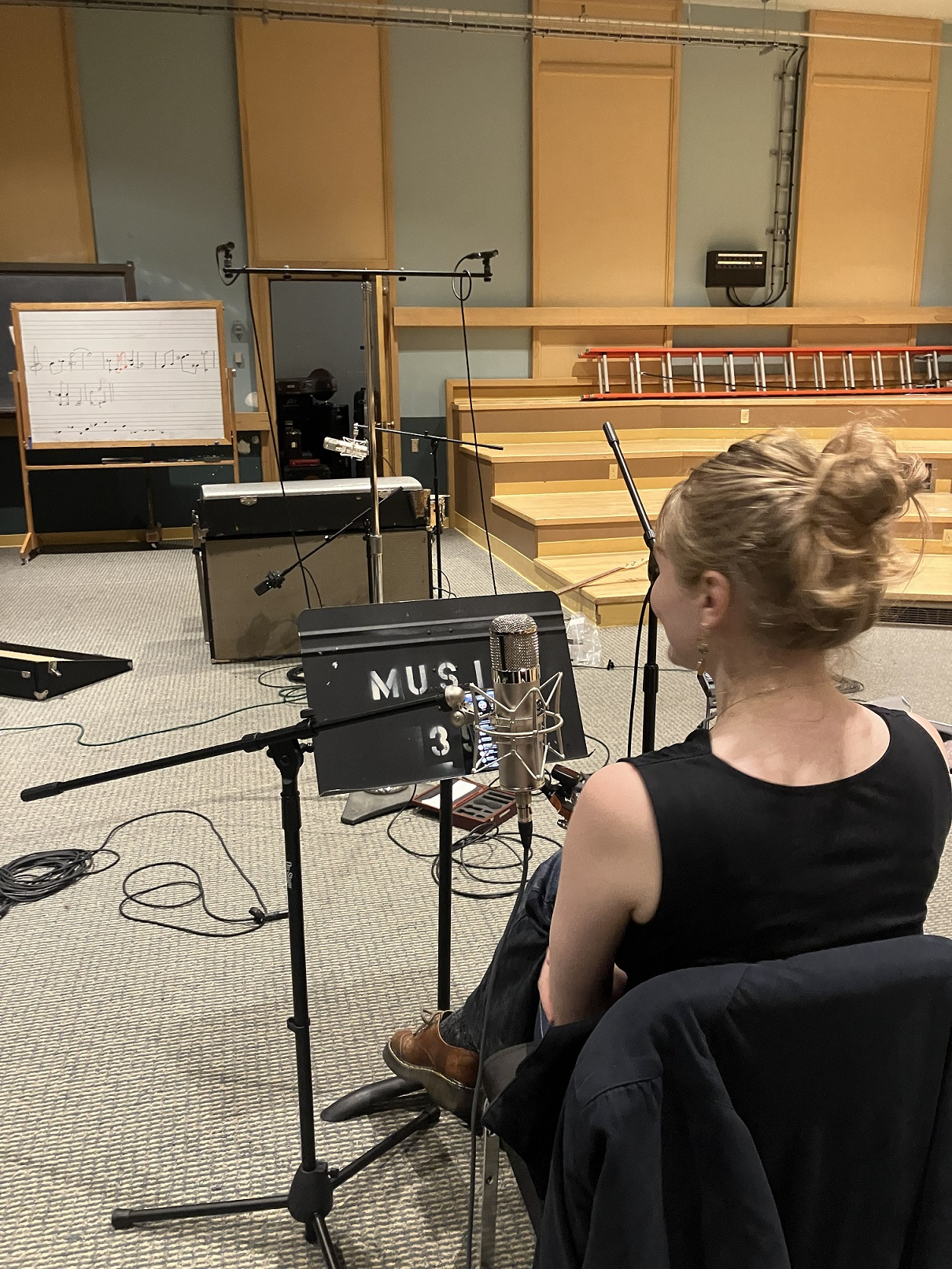 Zoë Ward's back and a Rhodes in the back